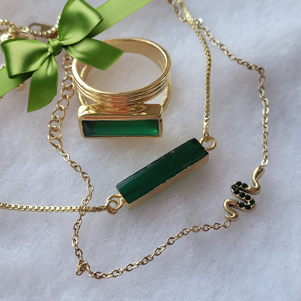 15% OFF- DISCOUNT TAKEN IN CART: Althea Handmade Gemstone Bar Bracelet: Onyx & Chalcedony