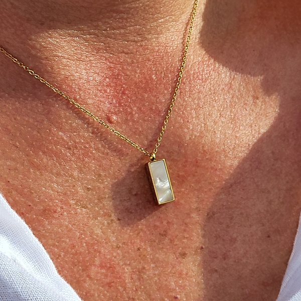 CLEARANCE - Mother of Pearl Bar Shell Pendant Necklace